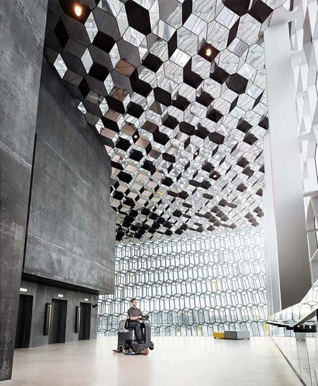 BR752 Opera House1 (1)