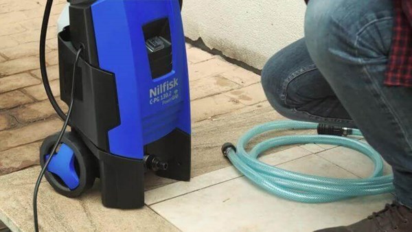 Waterintlet on high pressure washer